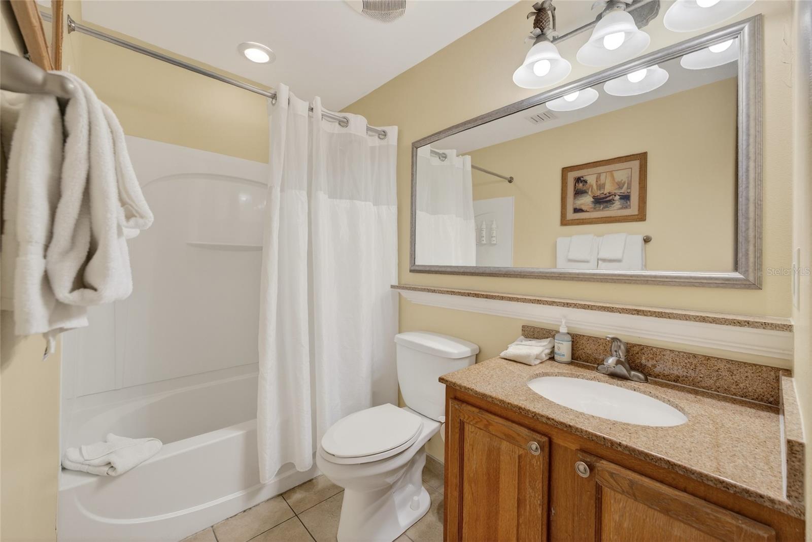 BLUE HERON BEACH RESIDENCE TOWER I - Residential