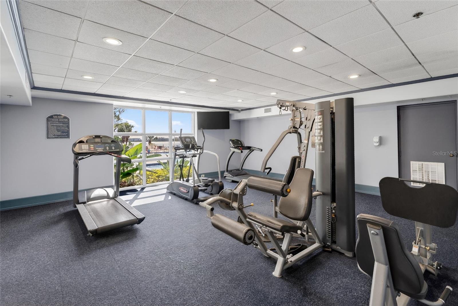 BLUE HERON BEACH RESIDENCE TOWER I - Residential