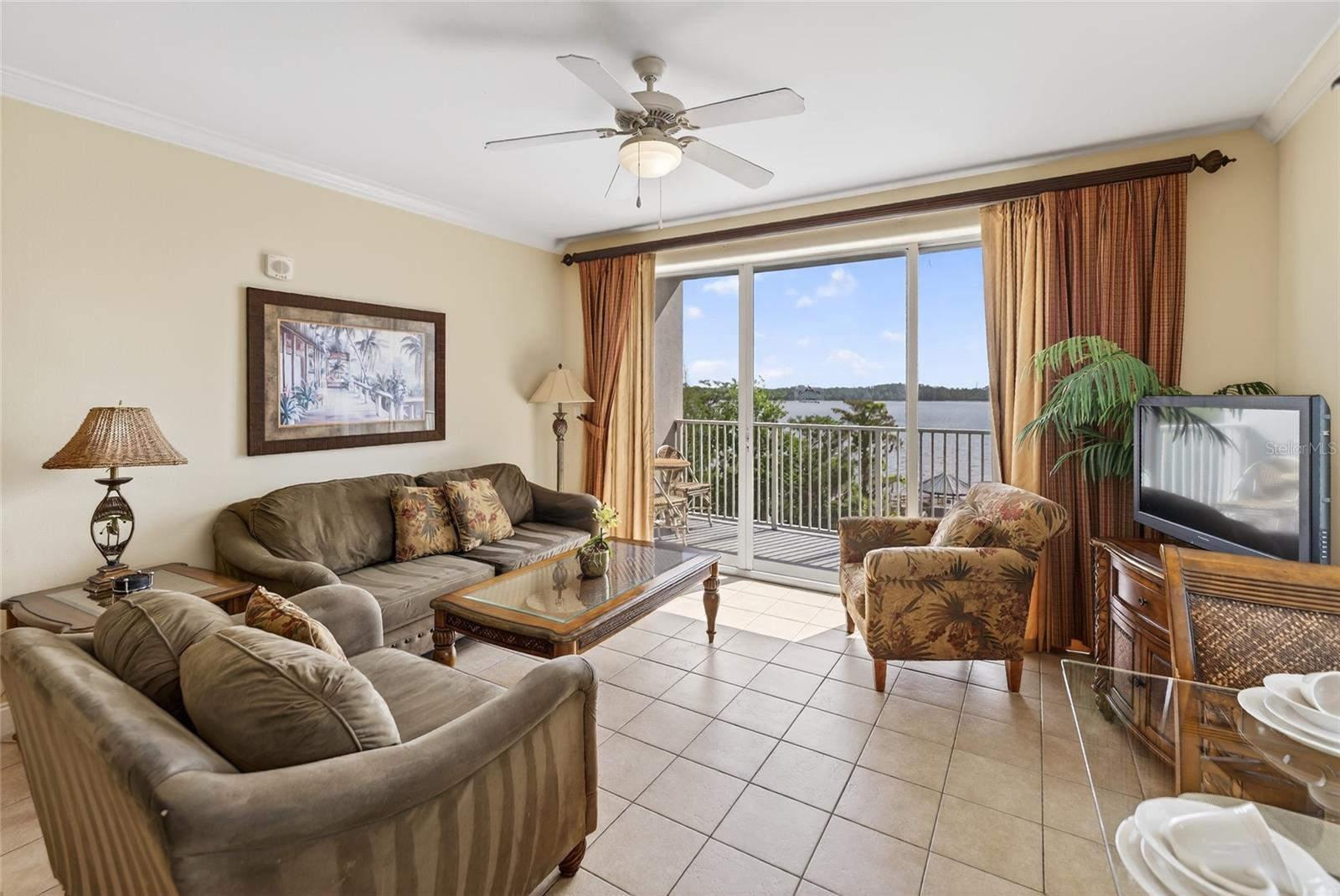 BLUE HERON BEACH RESIDENCE TOWER I - Residential