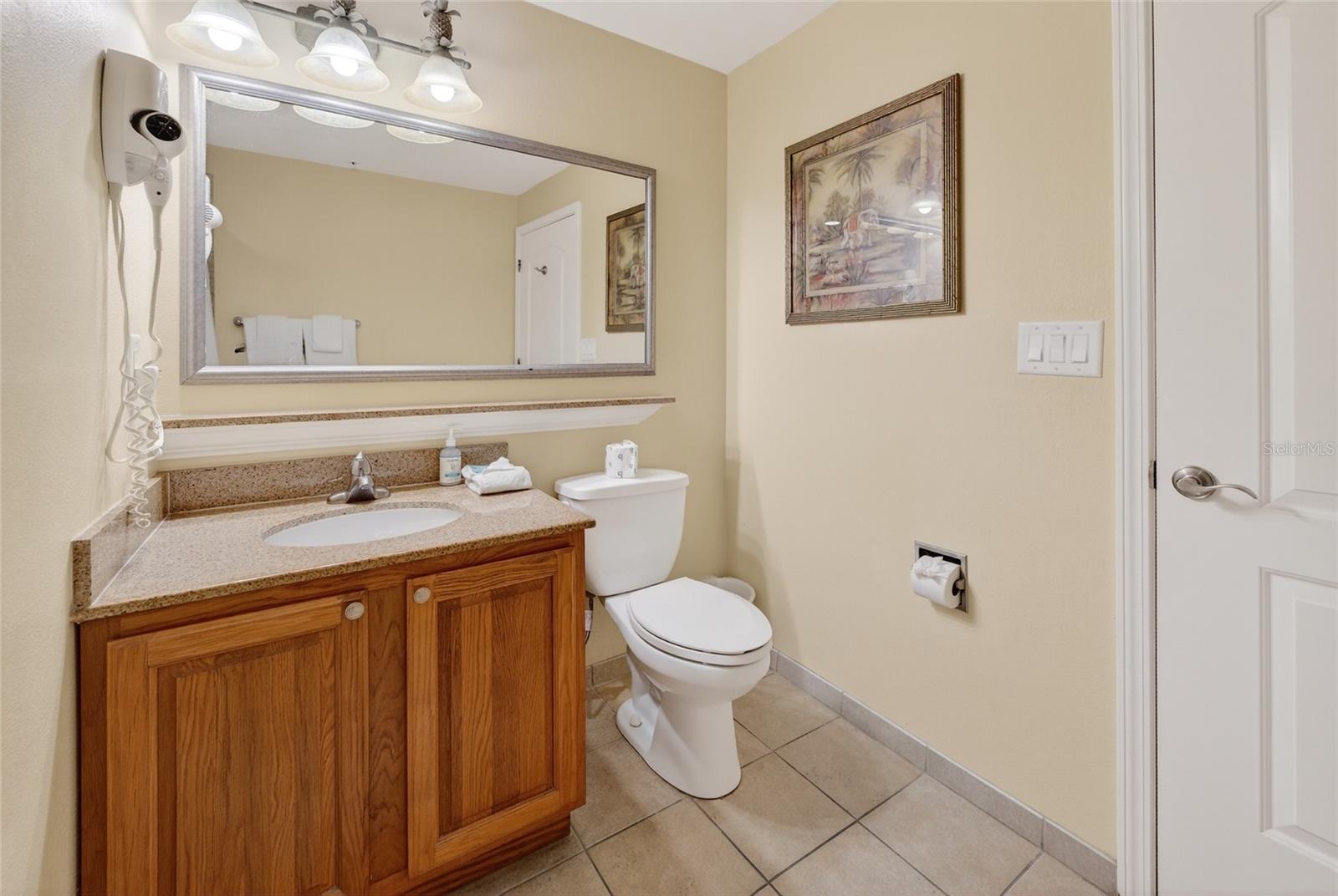 BLUE HERON BEACH RESIDENCE TOWER I - Residential