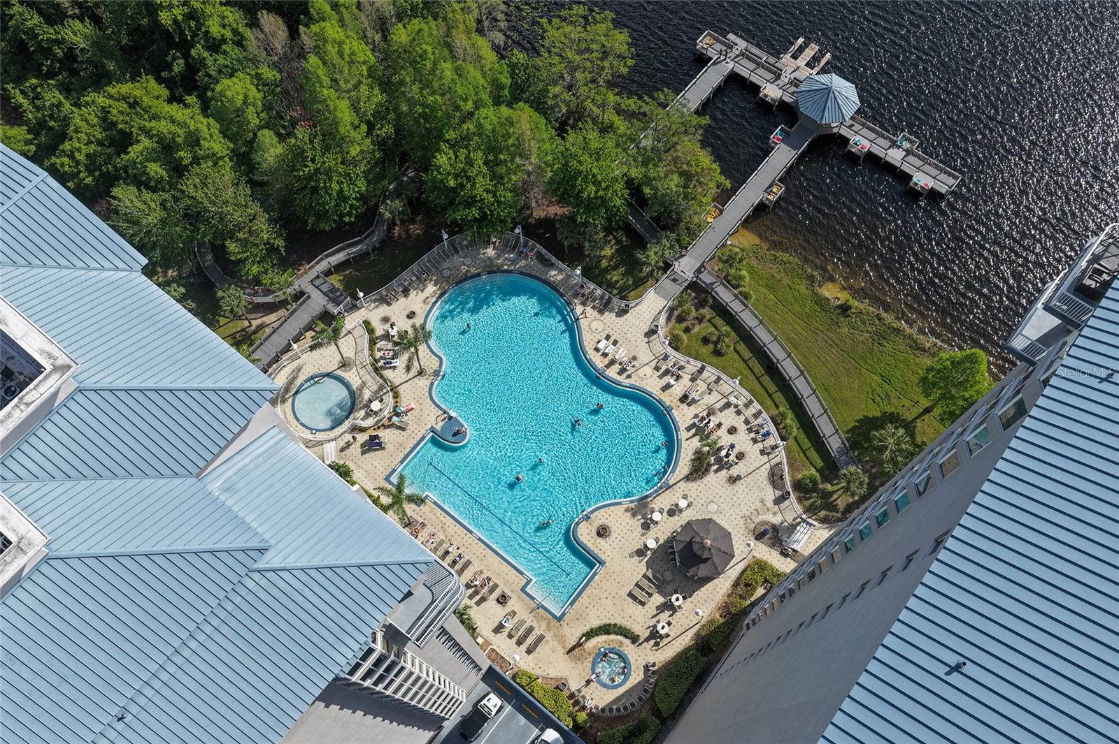 BLUE HERON BEACH RESIDENCE TOWER I - Residential