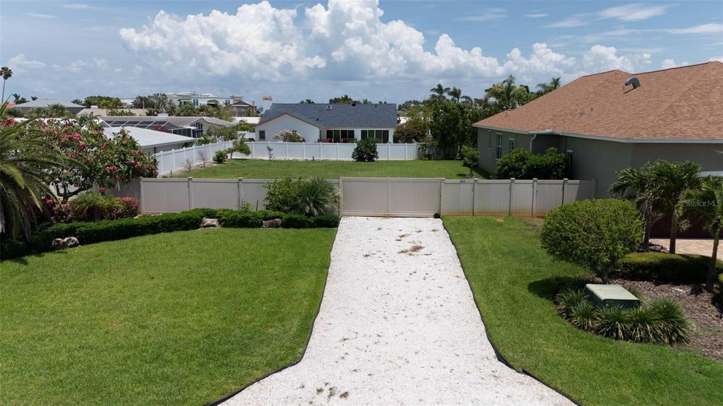 Photo of 343 7th Avenue N, St Petersburg, FL 33715 (MLS # TB8392239)