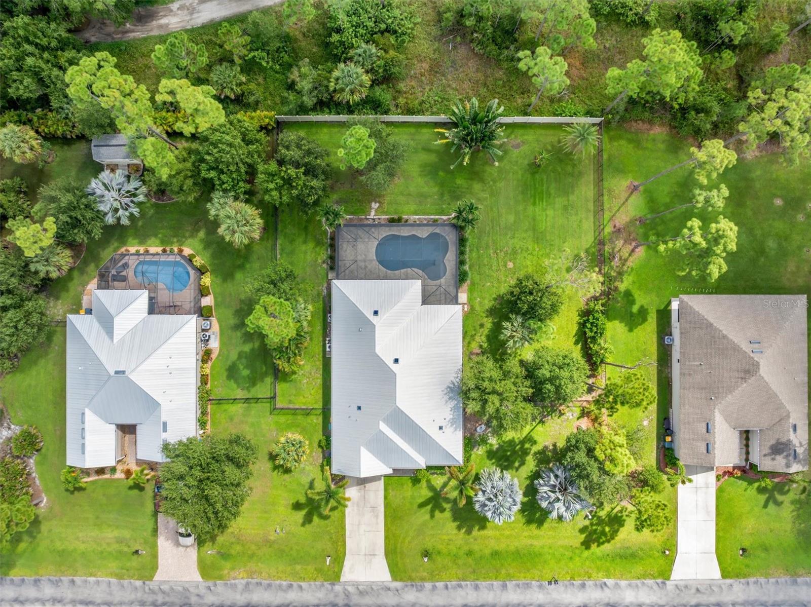 OAK HARBOUR - Residential