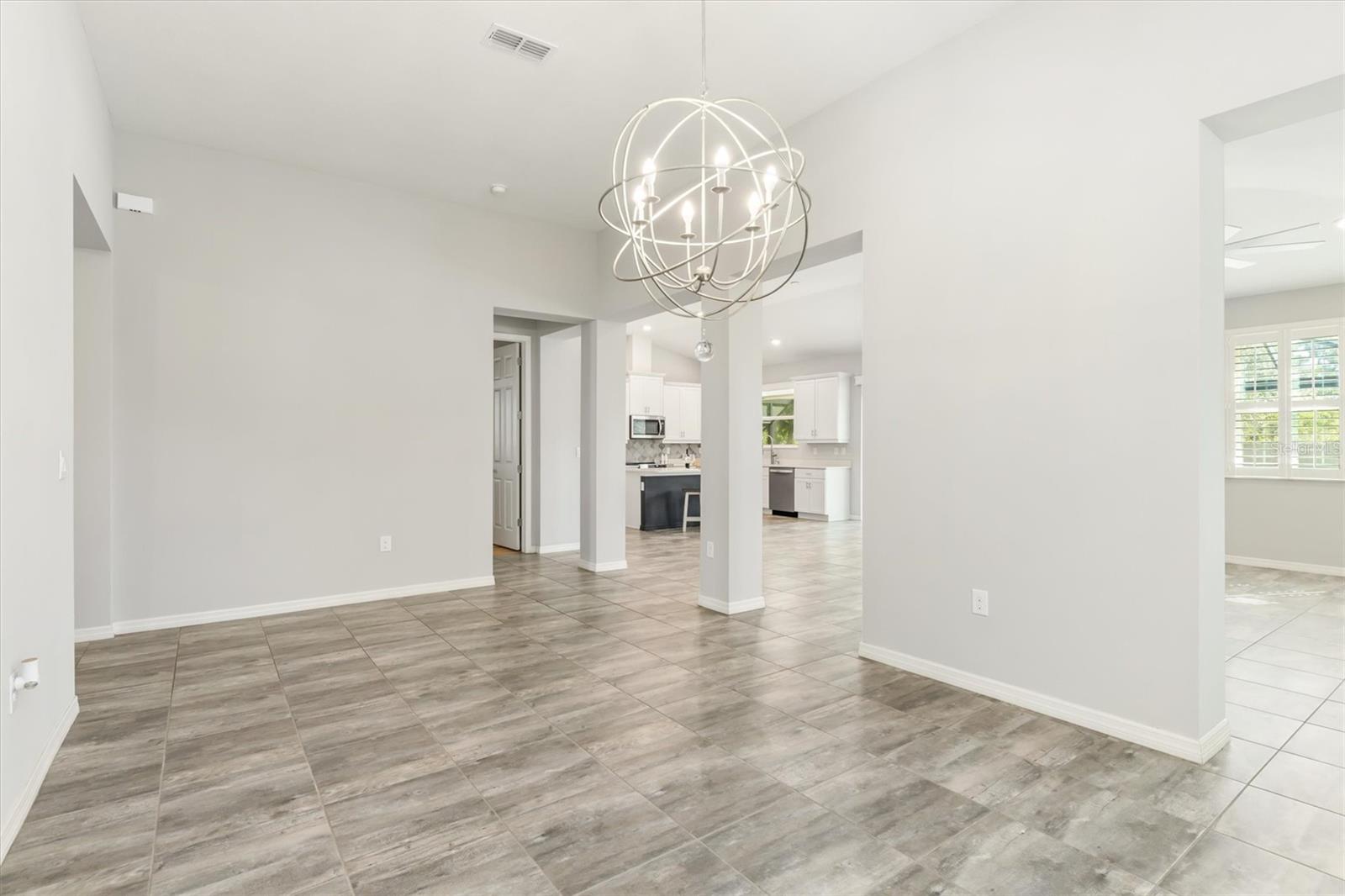 OAK HARBOUR - Residential