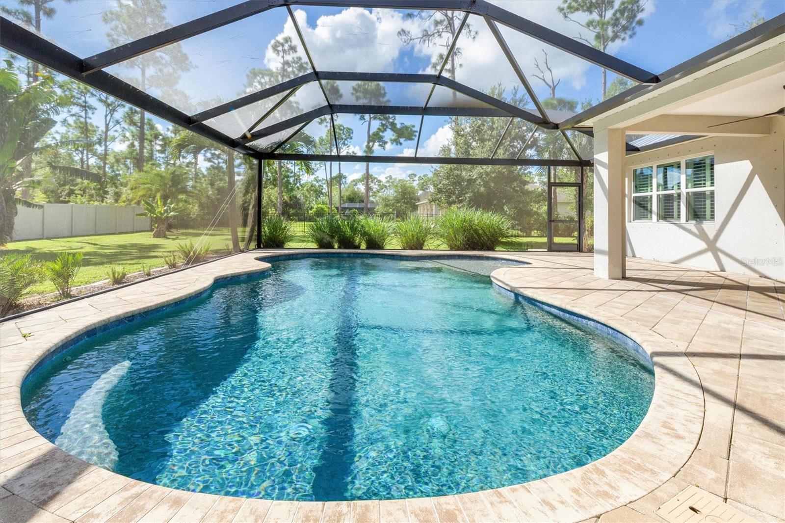 OAK HARBOUR - Residential
