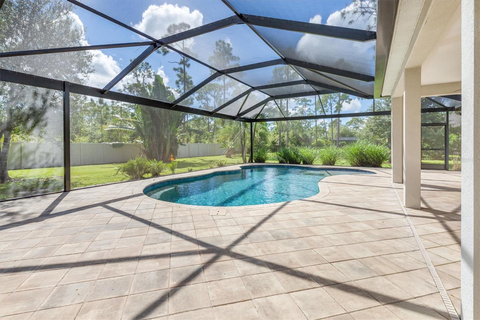 OAK HARBOUR - Residential