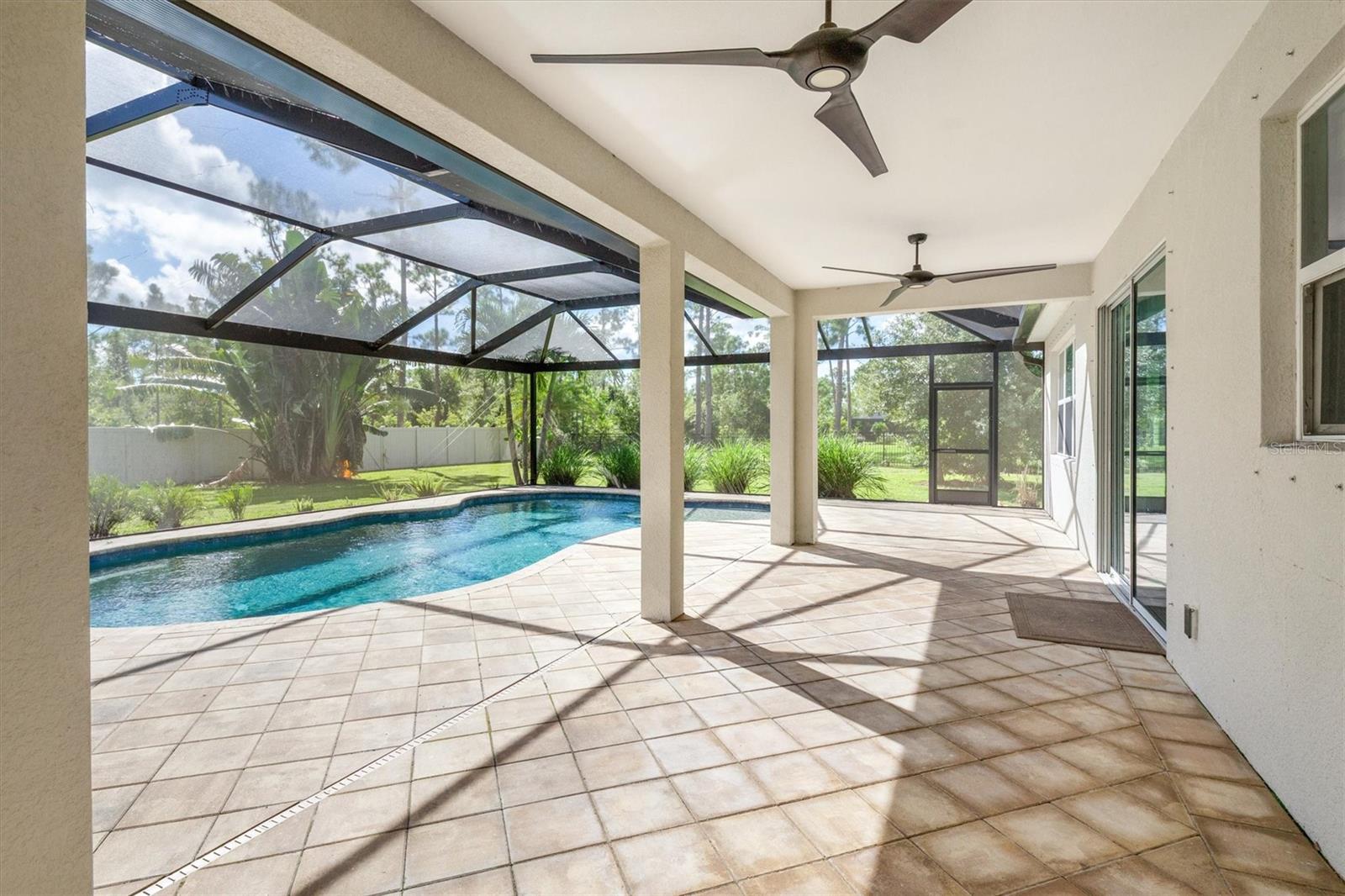 OAK HARBOUR - Residential