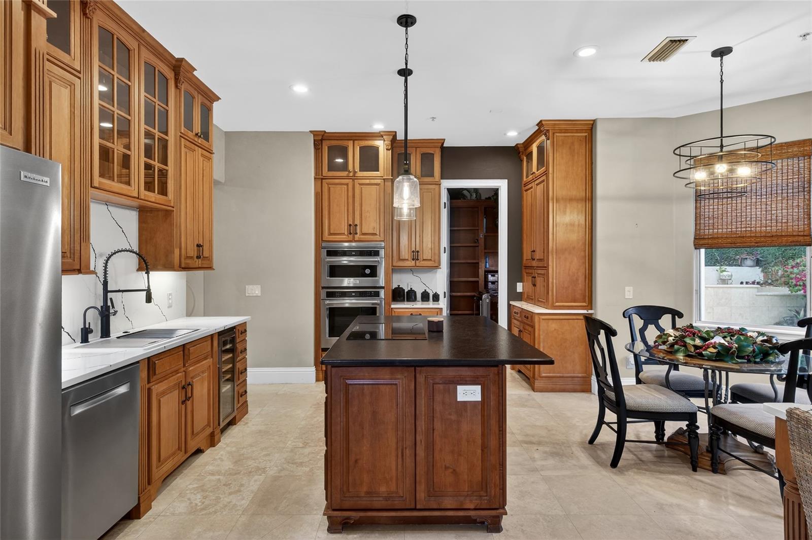 SPRING LAKE POINTE - Residential