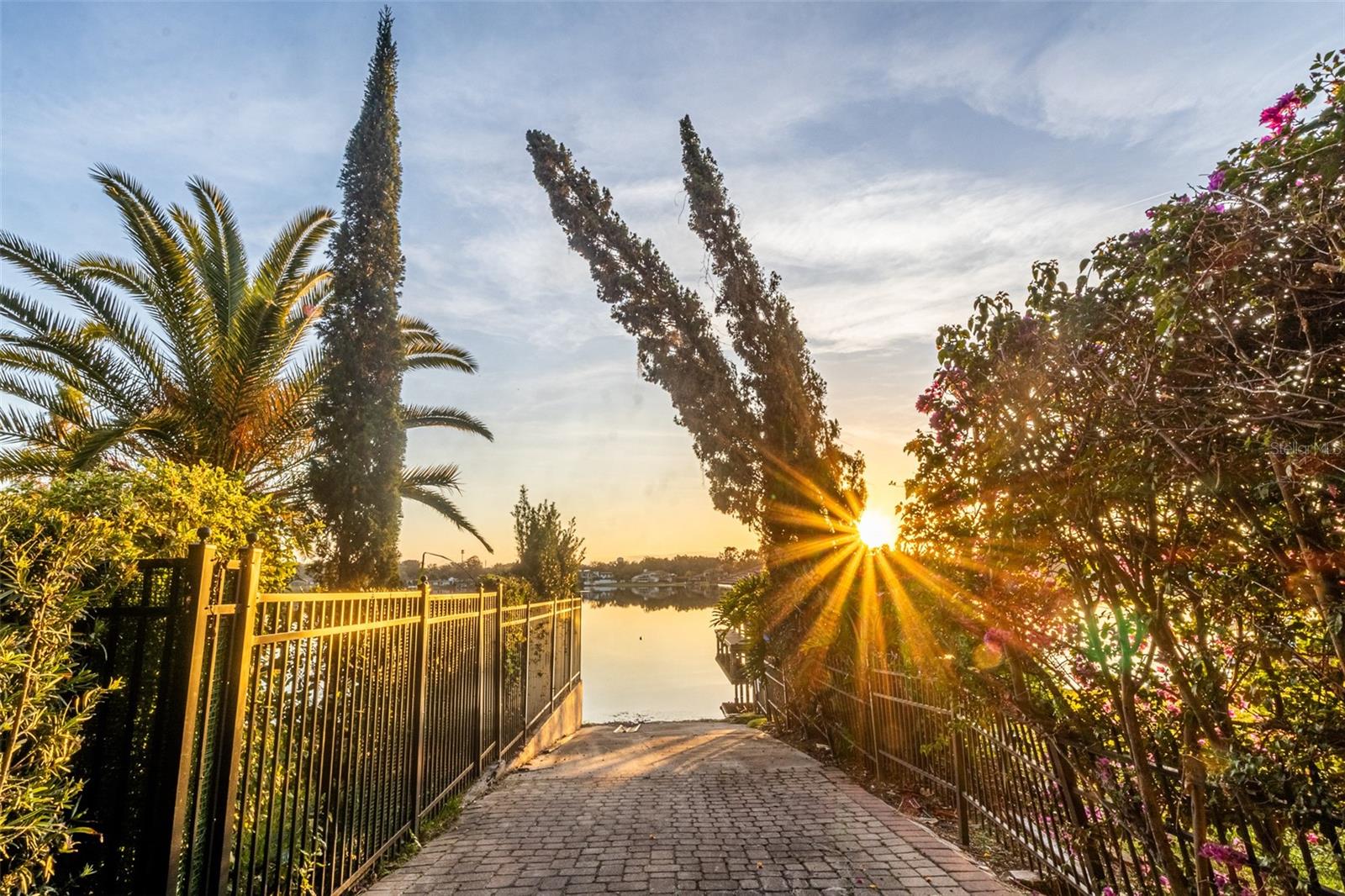 SPRING LAKE POINTE - Residential