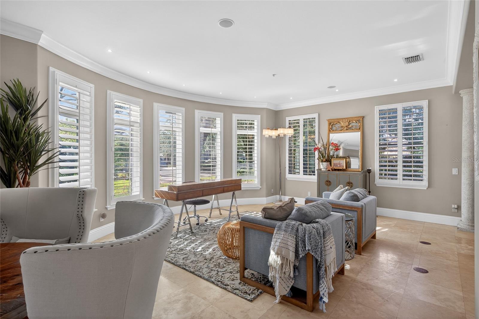 SPRING LAKE POINTE - Residential