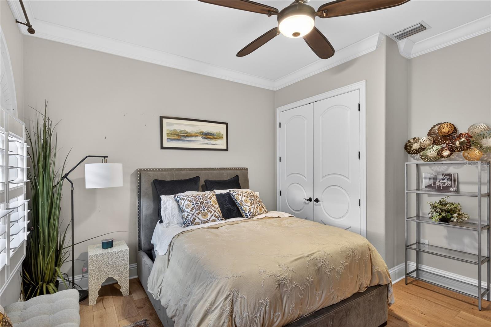 SPRING LAKE POINTE - Residential