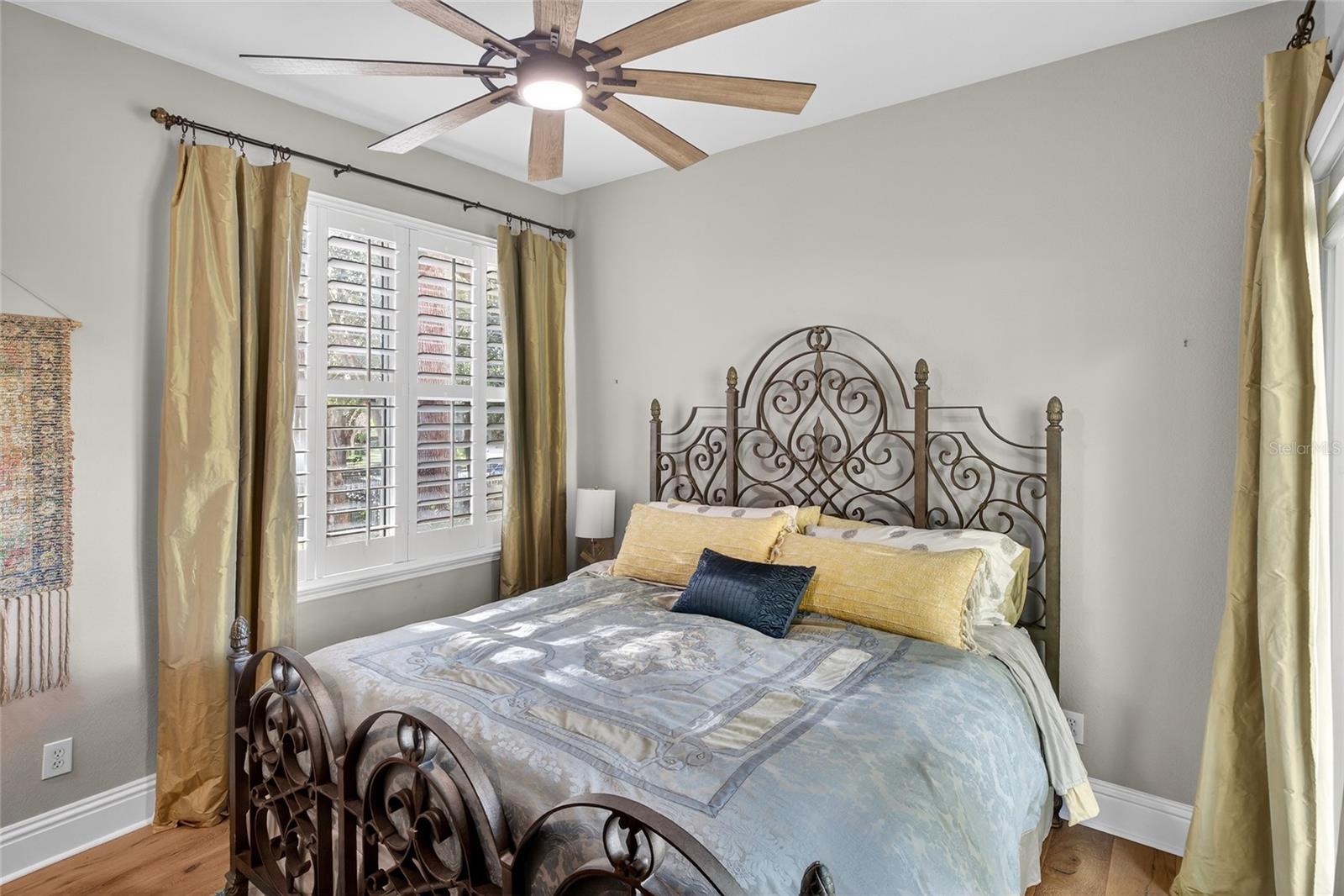 SPRING LAKE POINTE - Residential