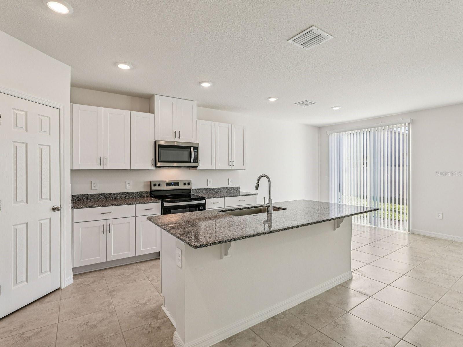 1380 OAK VALLEY DRIVE
