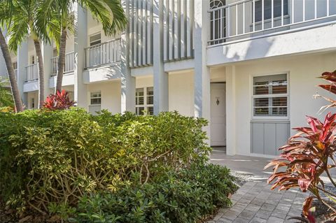 A home in LONGBOAT KEY