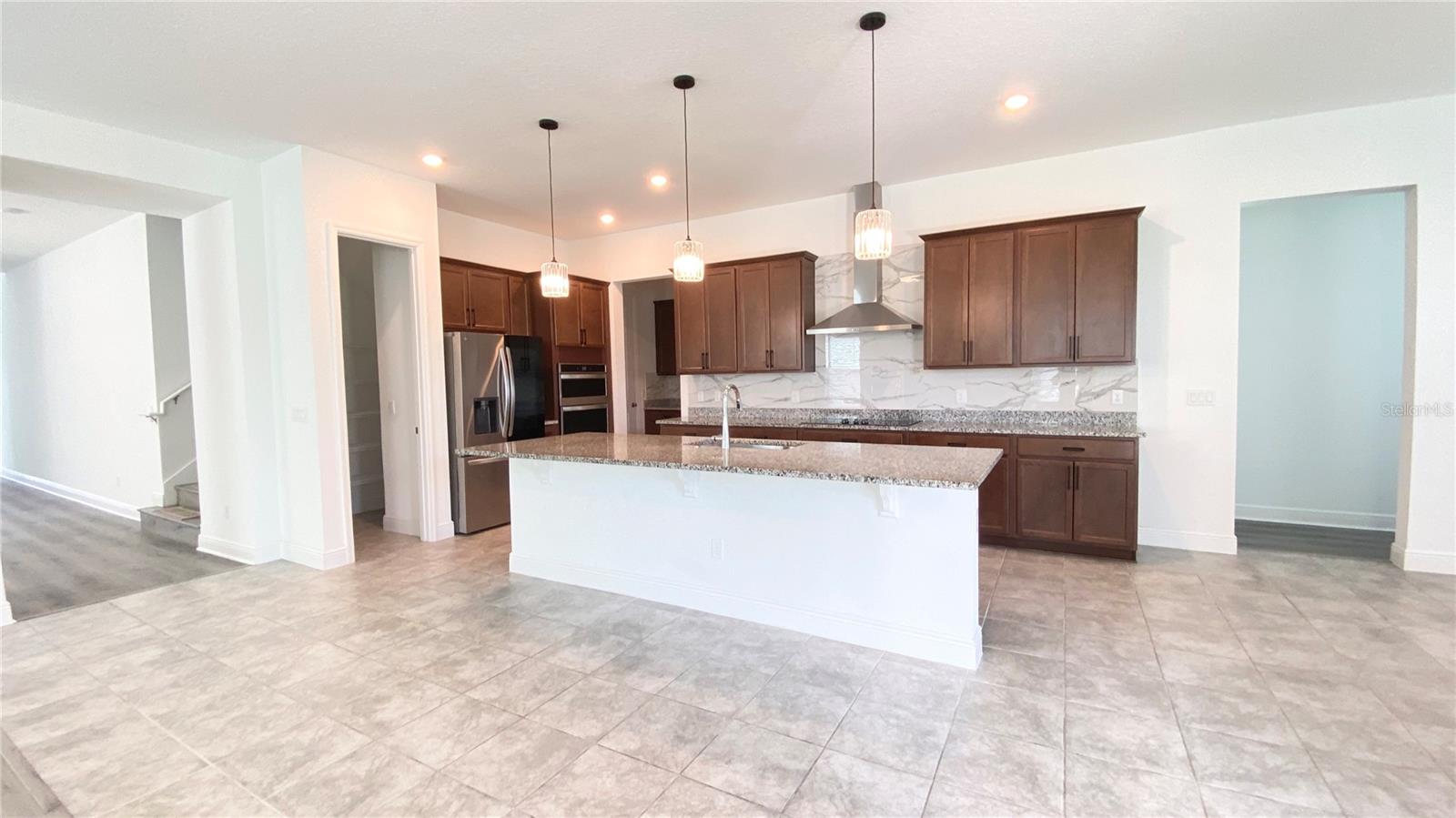 SILVERLEAF RESERVE/HAMLIN PH 2 - Residential Lease