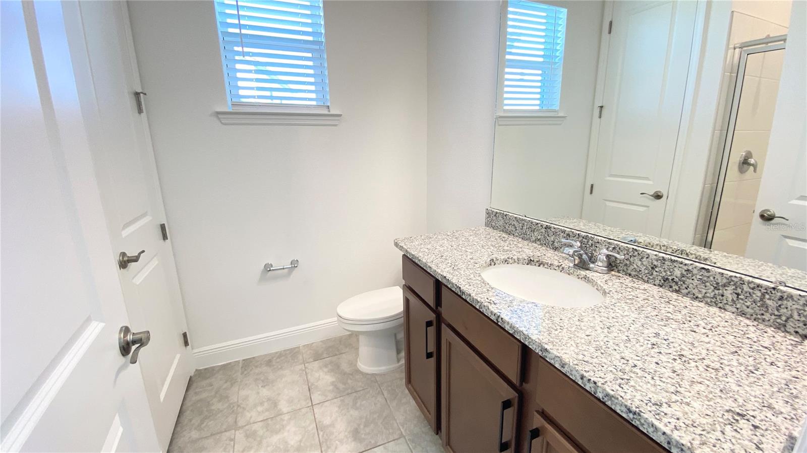 SILVERLEAF RESERVE/HAMLIN PH 2 - Residential Lease