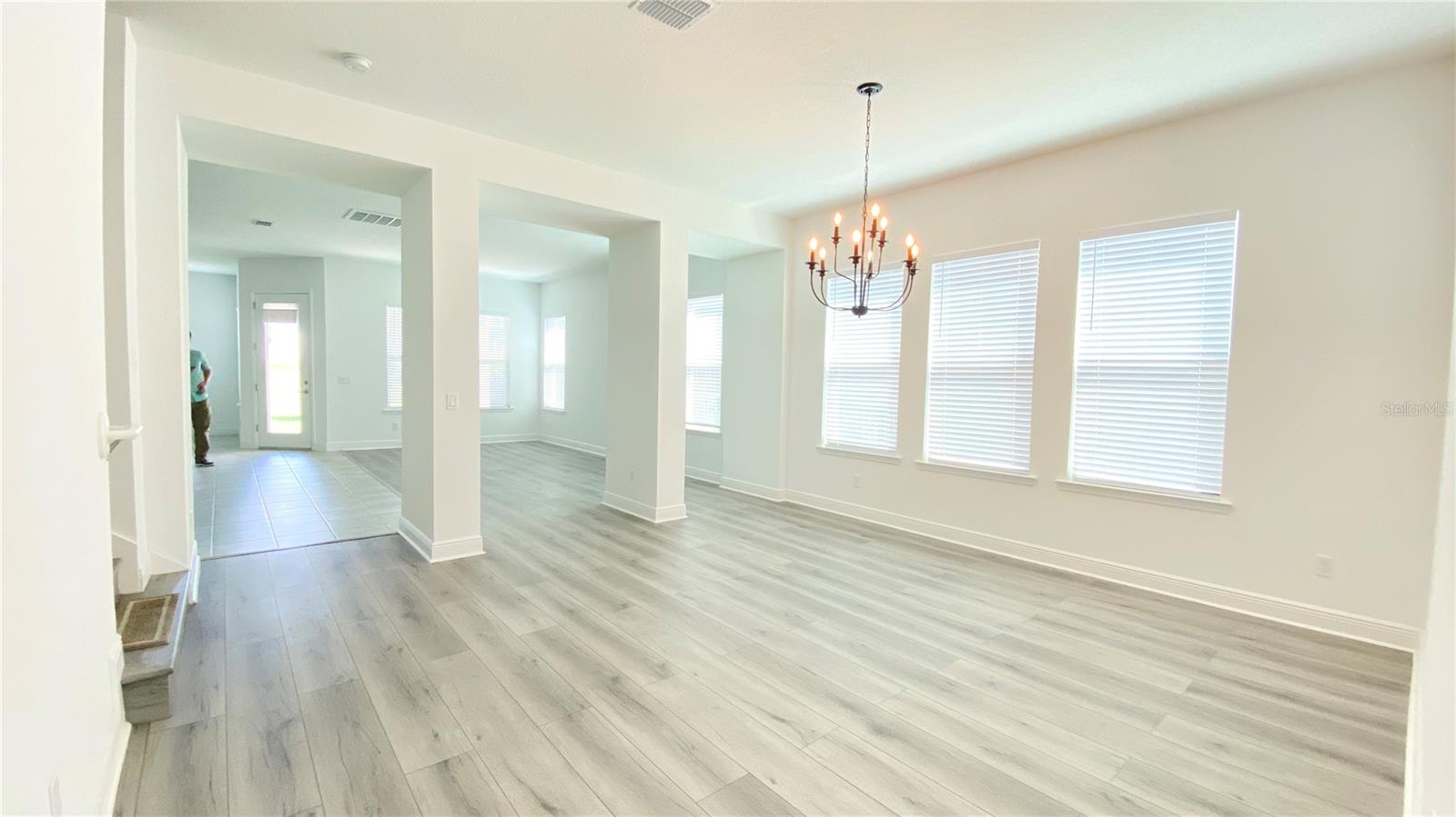 SILVERLEAF RESERVE/HAMLIN PH 2 - Residential Lease
