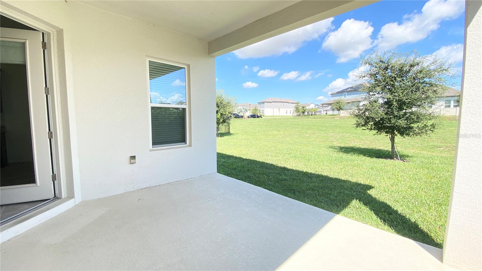 SILVERLEAF RESERVE/HAMLIN PH 2 - Residential Lease