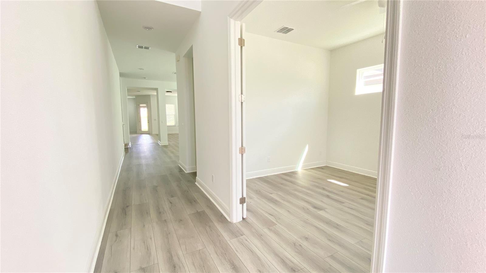 SILVERLEAF RESERVE/HAMLIN PH 2 - Residential Lease