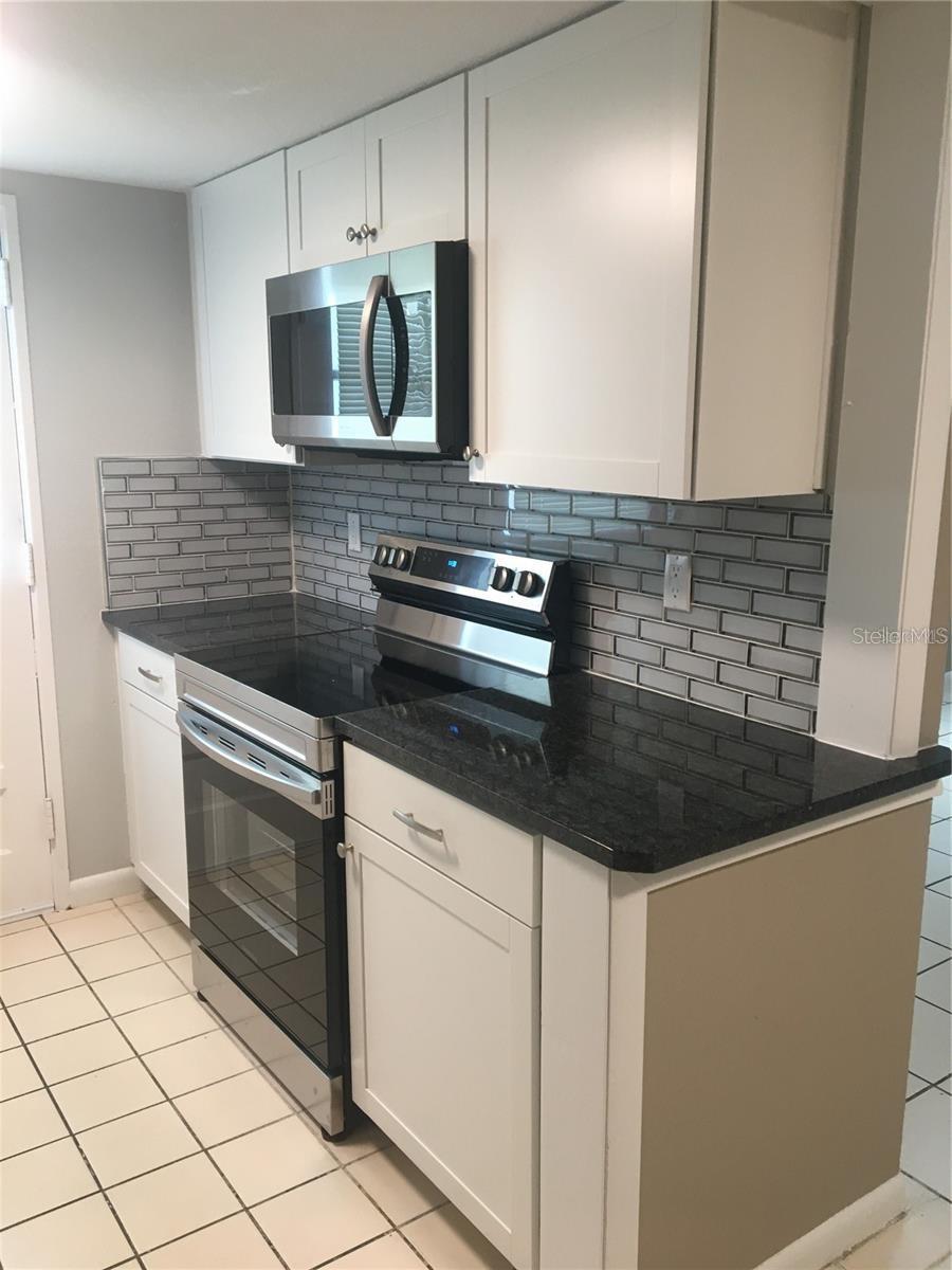 2 N FERNWOOD AVENUE 7
