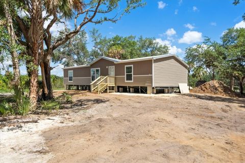 Manufactured Home in OKEECHOBEE FL 19569 244TH STREET.jpg