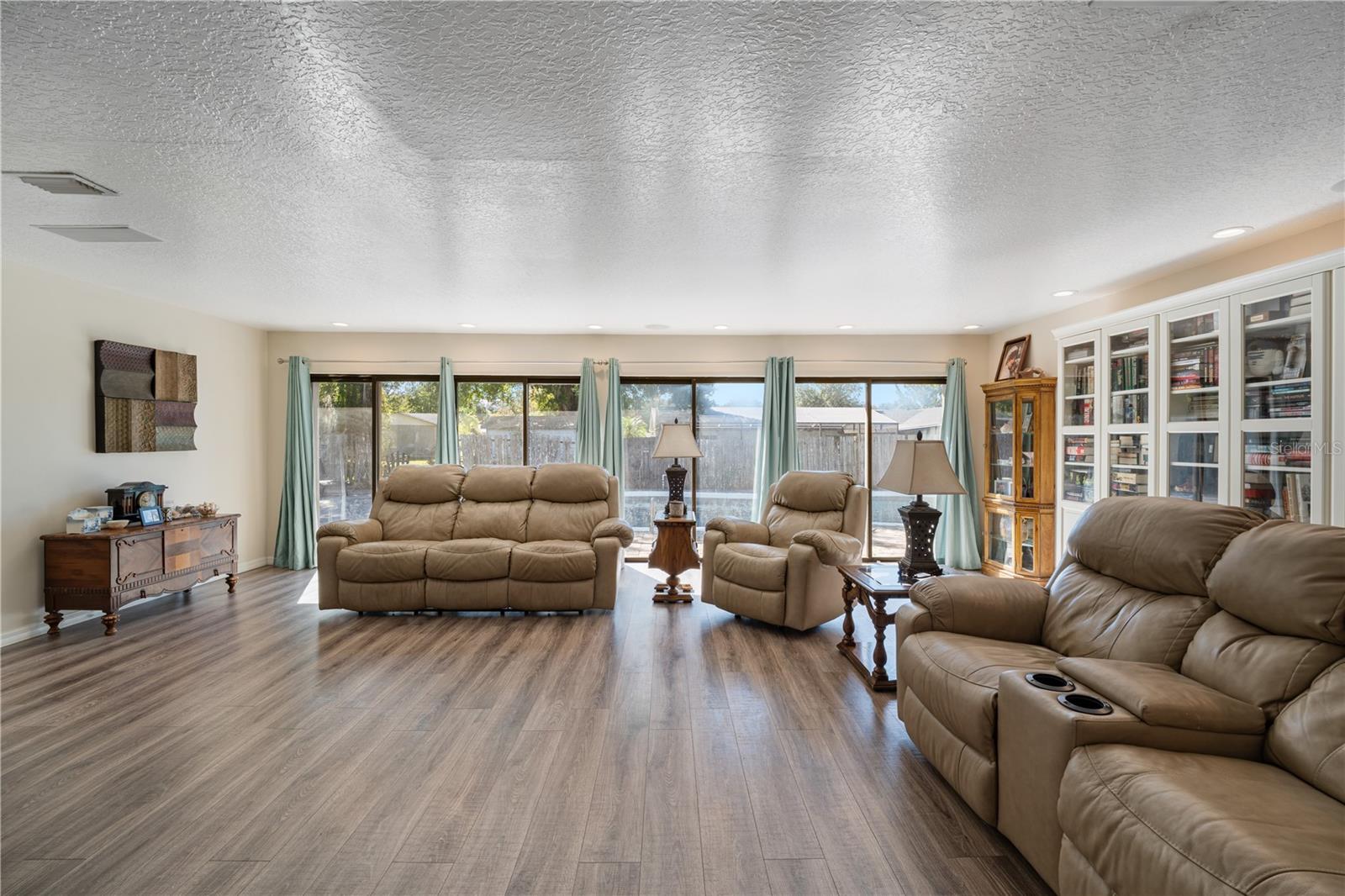 HEATHER OAKS UNIT 2 - Residential