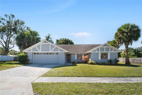 Photo of 1476 Heather Way, Kissimmee, FL 34744 (MLS # S5137775)