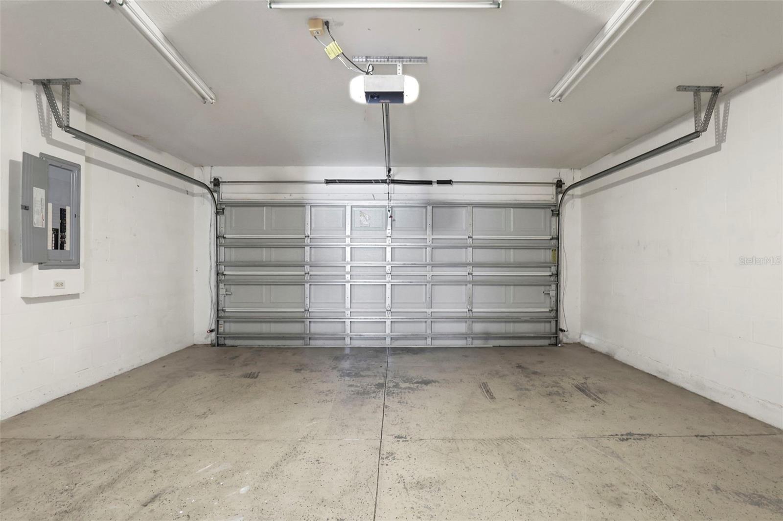 SUNCOAST POINTE VILLAGES 2A 2B & 03 - Residential