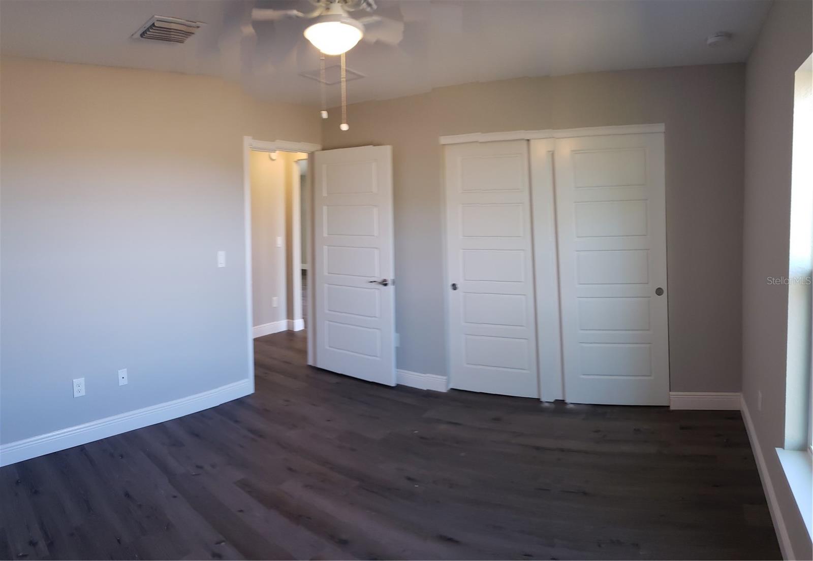 SILVER SPGS SHORES UN 12 - Residential Lease