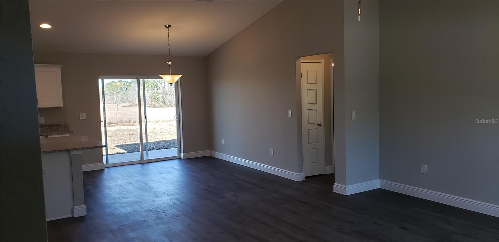 SILVER SPGS SHORES UN 12 - Residential Lease