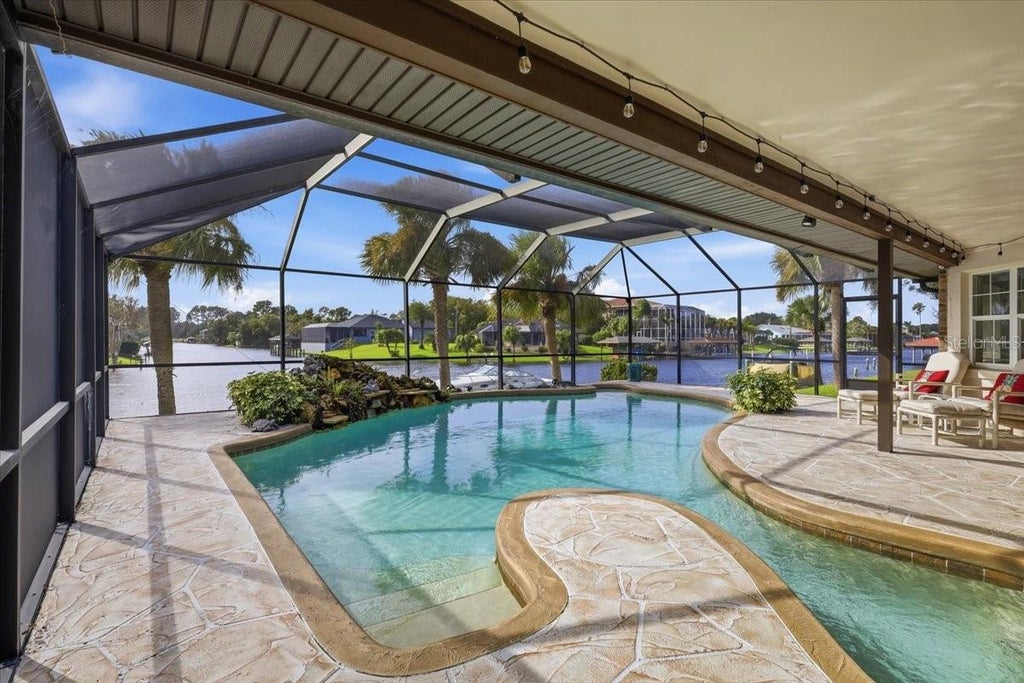 Photo of 5 Cherrytree Court, Palm Coast, FL 32137 (MLS # FC322379)