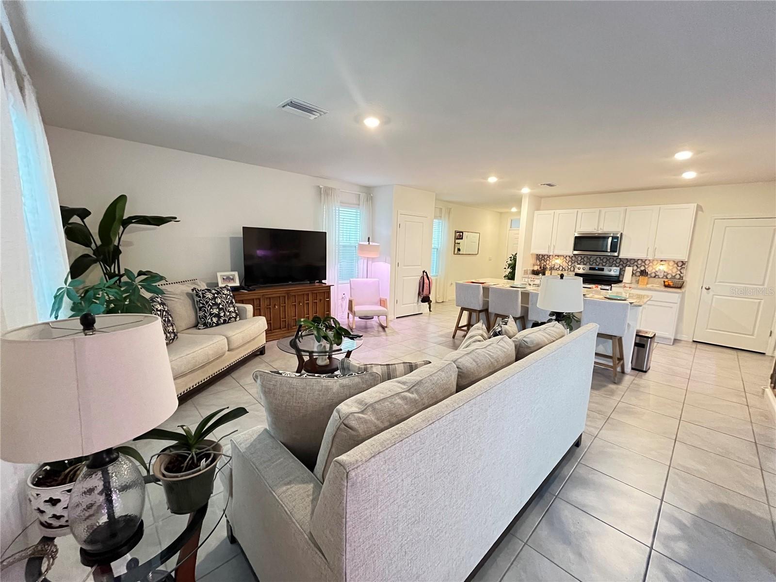 FOREST BROOKE PH 4B - Residential Lease