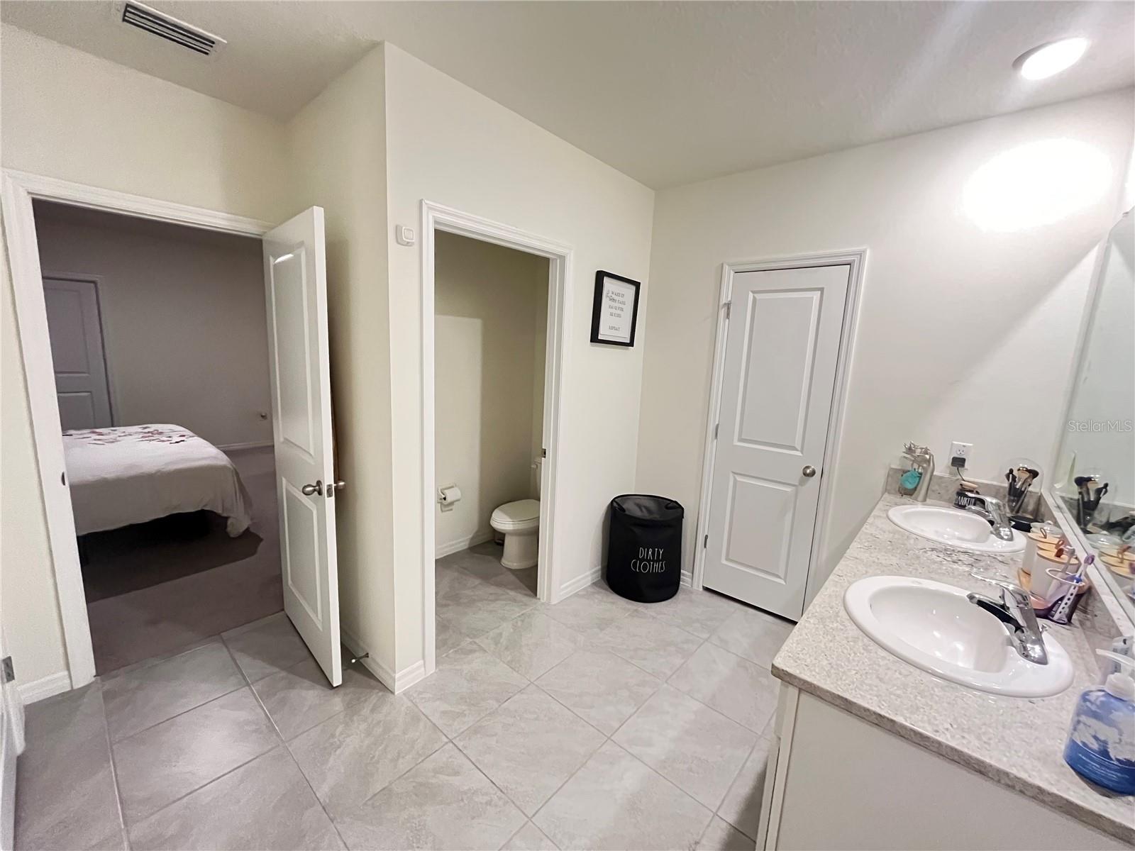 FOREST BROOKE PH 4B - Residential Lease