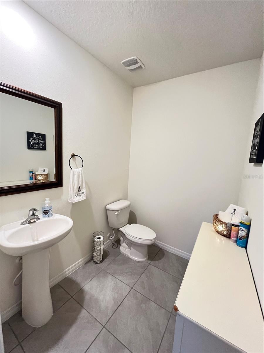 FOREST BROOKE PH 4B - Residential Lease