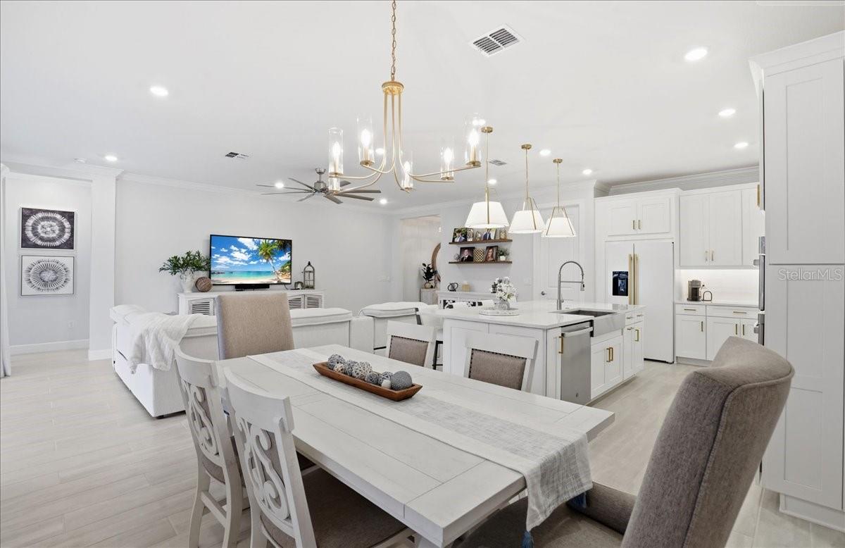 ESPLANADE NORTH AT ARTISAN LAKES SUBPH I - Residential