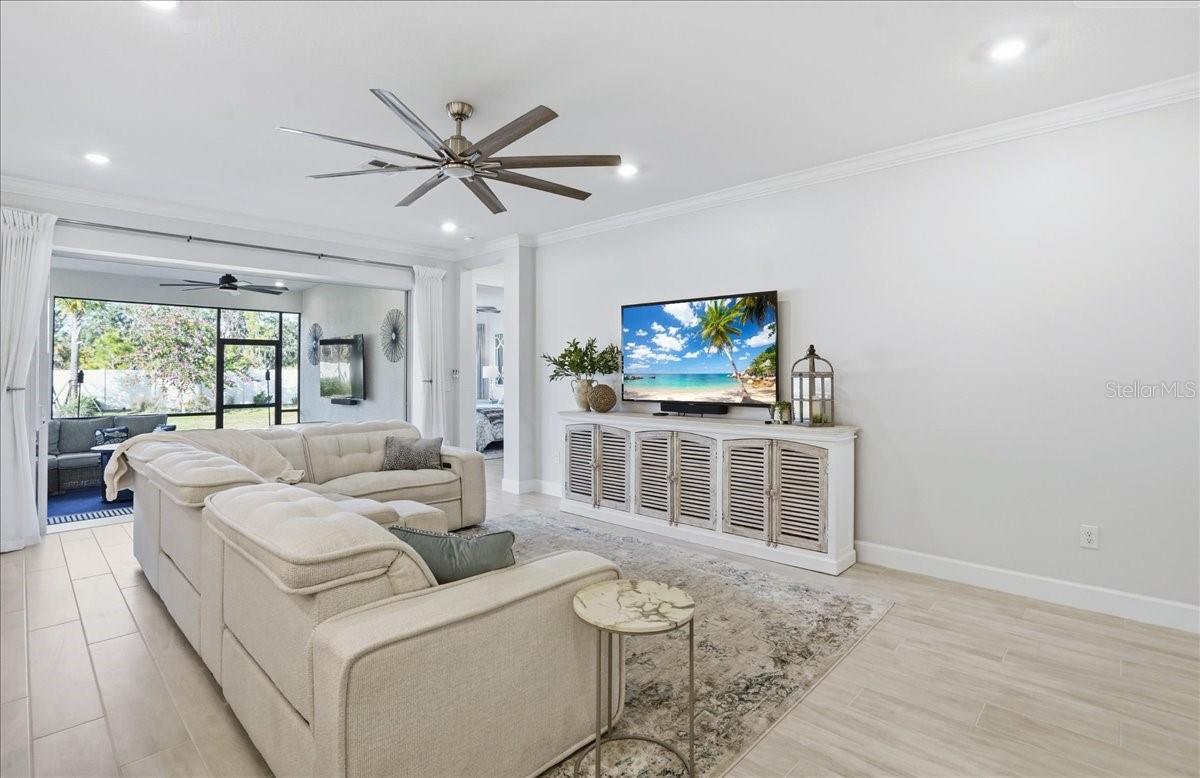 ESPLANADE NORTH AT ARTISAN LAKES SUBPH I - Residential