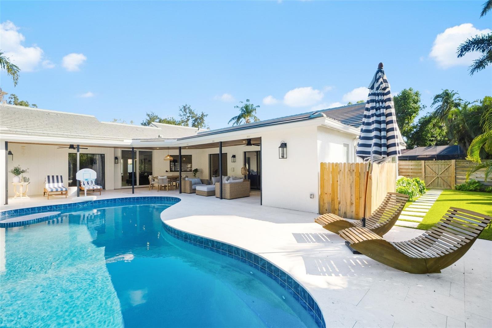 THE LANDINGS - Residential