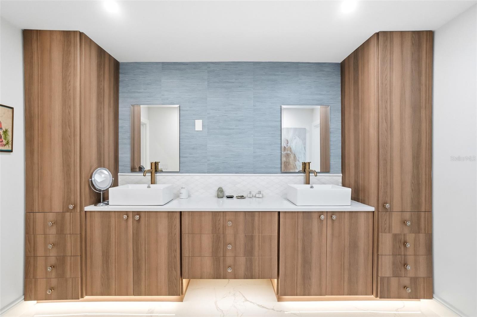 THE LANDINGS - Residential