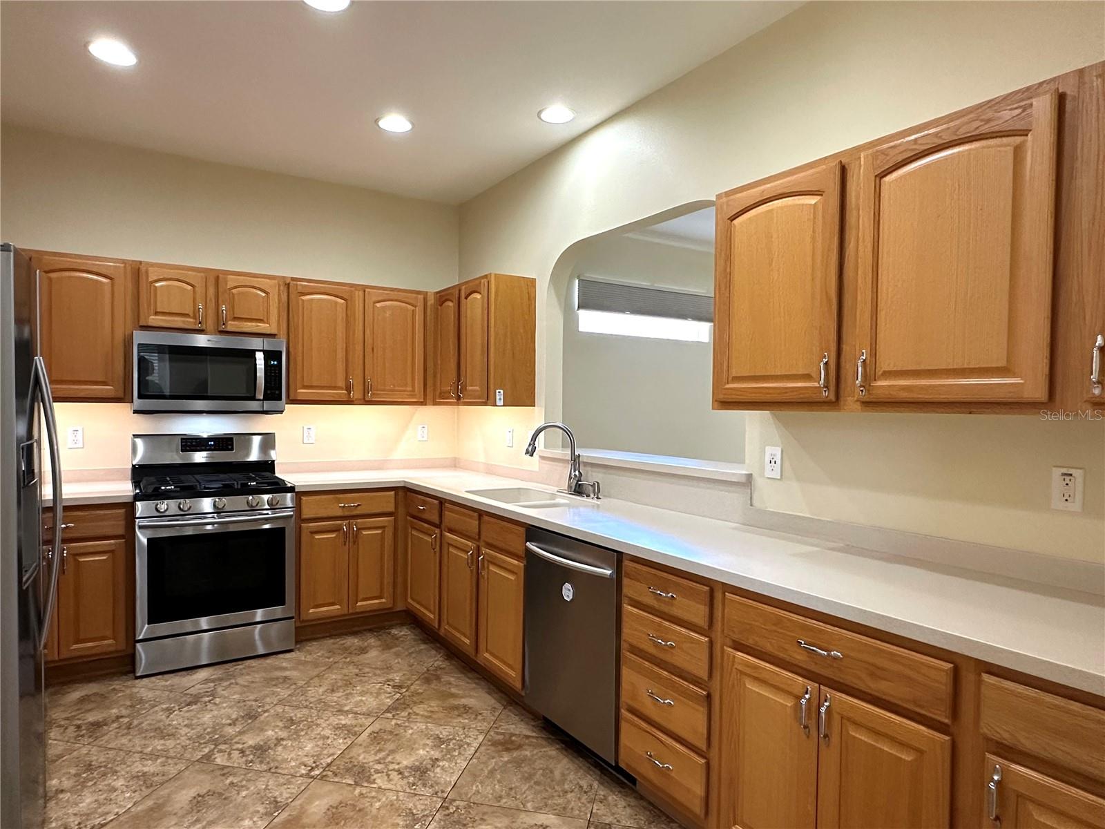 8394 SW 82ND LOOP