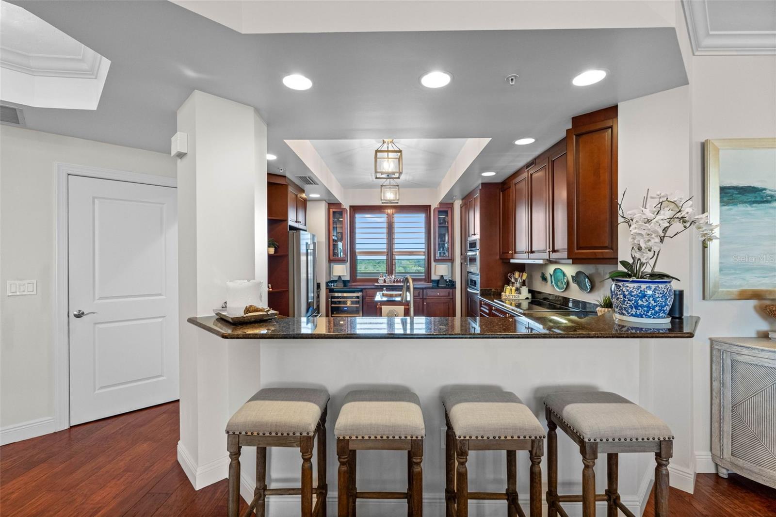 CASTILLO AT WESTSHORE YACHT CL - Residential