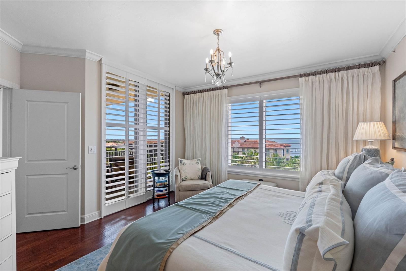 CASTILLO AT WESTSHORE YACHT CL - Residential