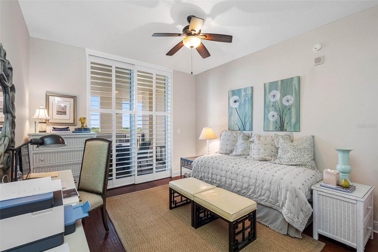 CASTILLO AT WESTSHORE YACHT CL - Residential