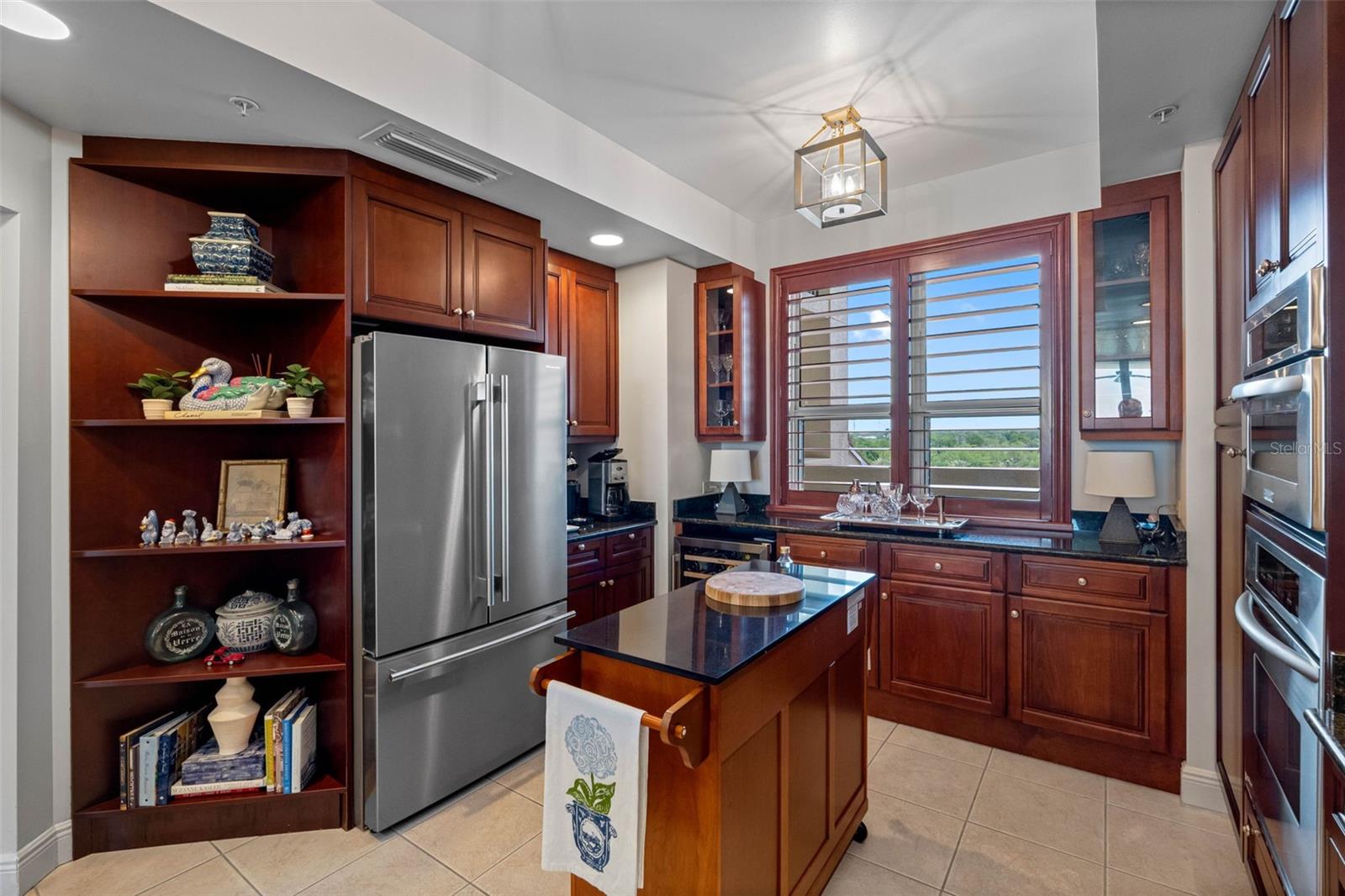 CASTILLO AT WESTSHORE YACHT CL - Residential