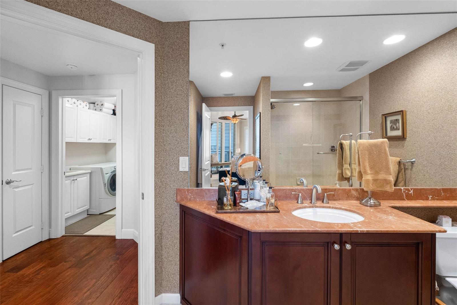 CASTILLO AT WESTSHORE YACHT CL - Residential