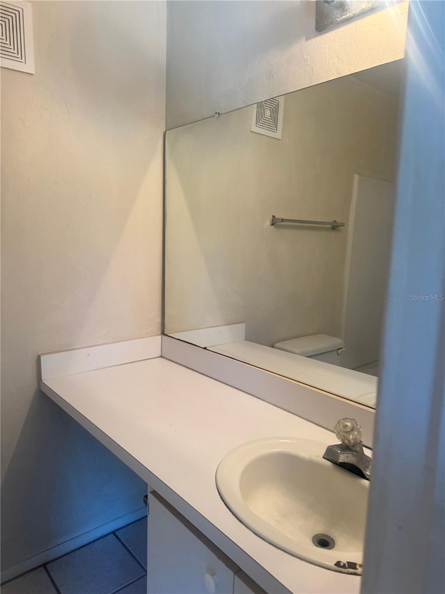 4000 SW 23RD STREET 2206
