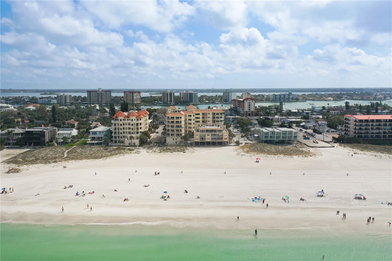 CHATEAU ON WHITE SAN - Residential Lease