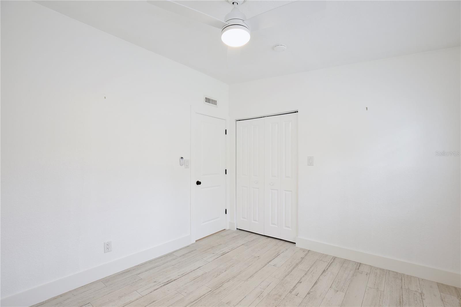 MARVANIA 1ST SEC - Residential