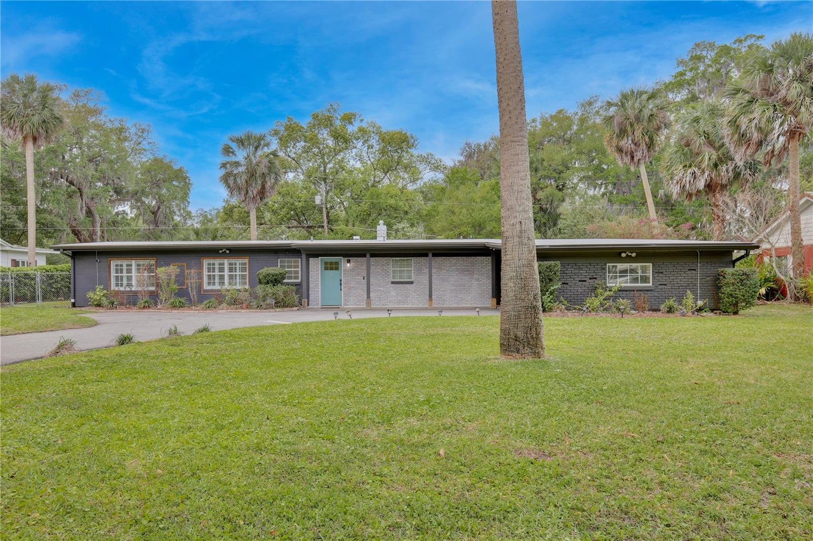 MARVANIA 1ST SEC - Residential