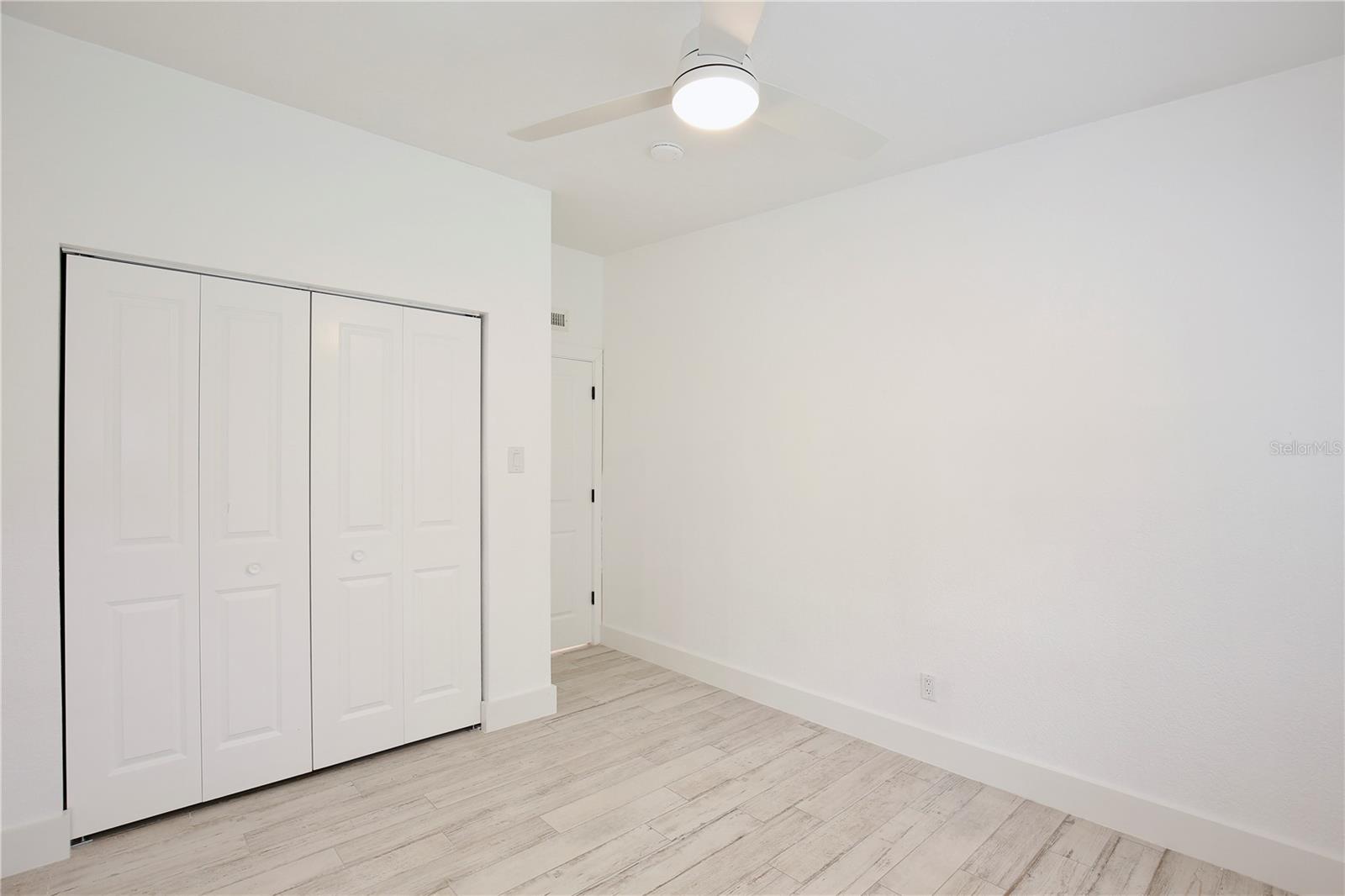 MARVANIA 1ST SEC - Residential