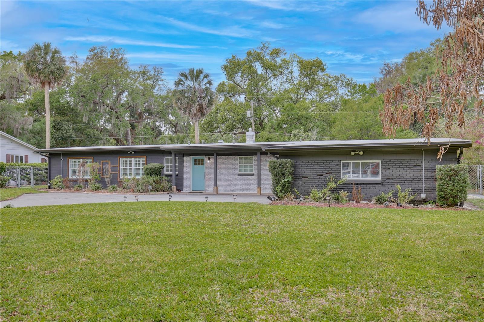 MARVANIA 1ST SEC - Residential